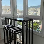 Denize 100 Mt 2+1 Merkezde Daire