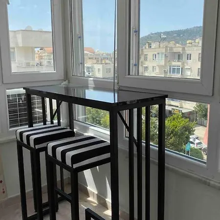 Denize 100 Mt 2+1 Merkezde דירה